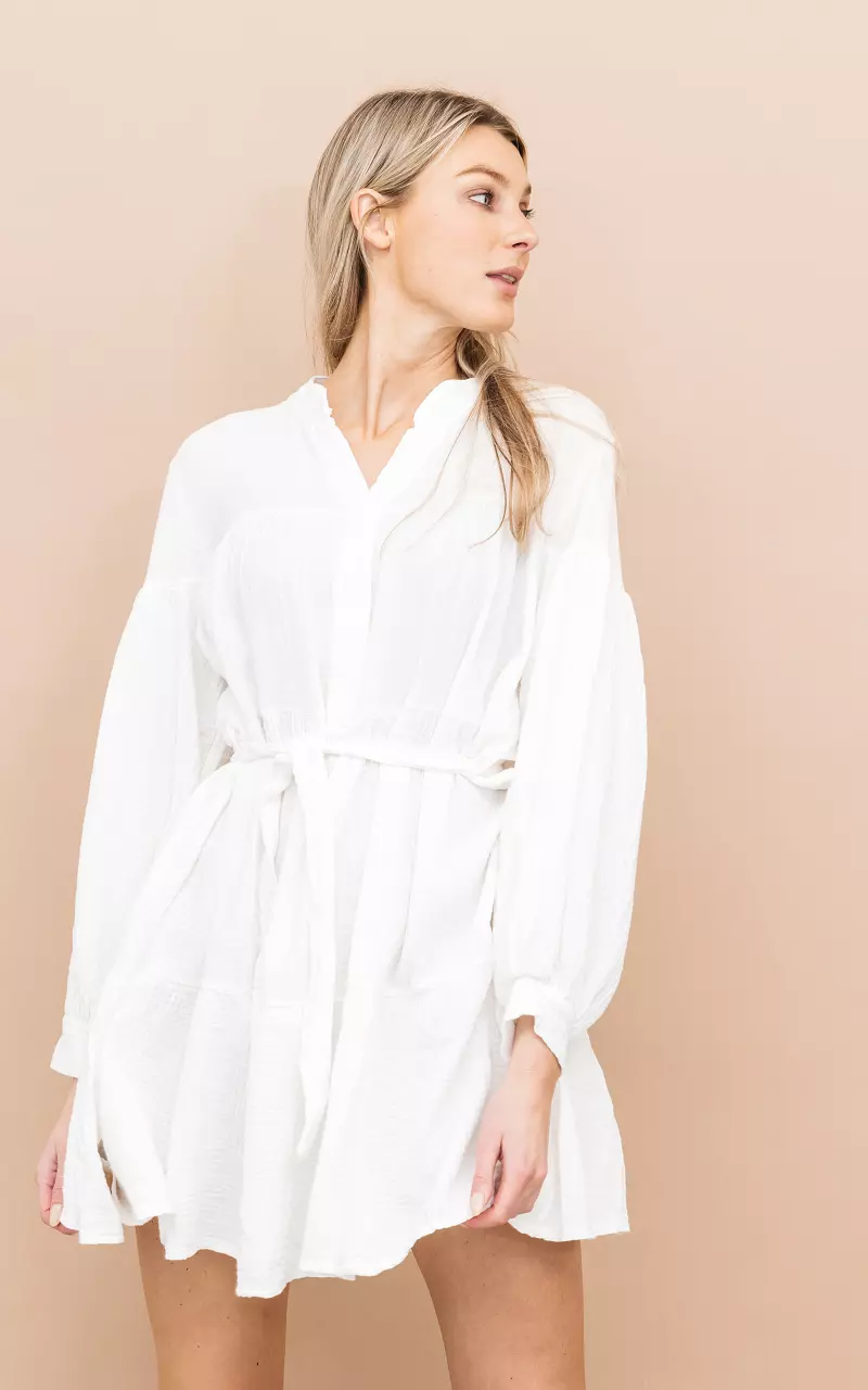 Losvallende jurk met strikdetail Wit