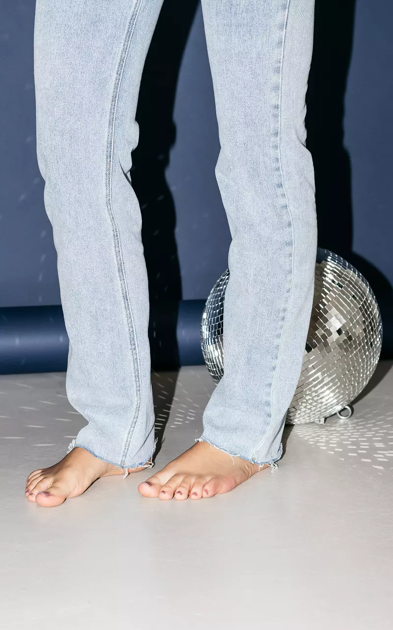 Straight Fit High Waist Jeans  Hellblau