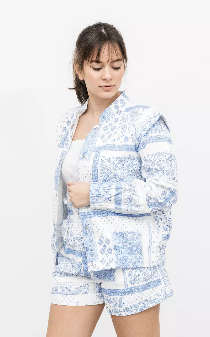 Cotton jacket with silver-coated studs Blue White