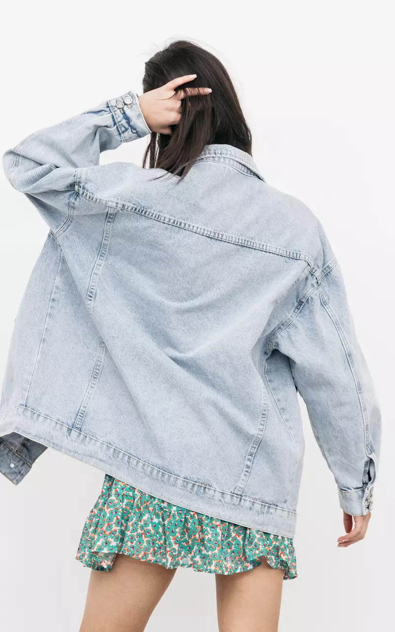 Denim jacket with silver-coated buttons Light Blue