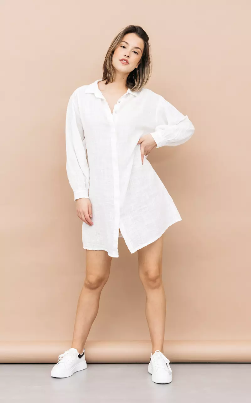 Bequemes Hemdkleid mit Knöpfen Weiß