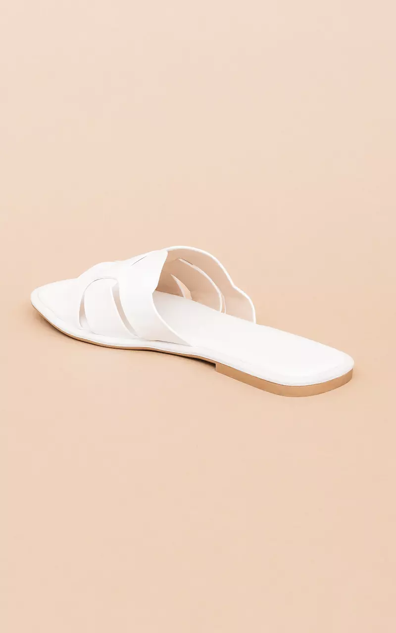 Slippers with soft footbed White