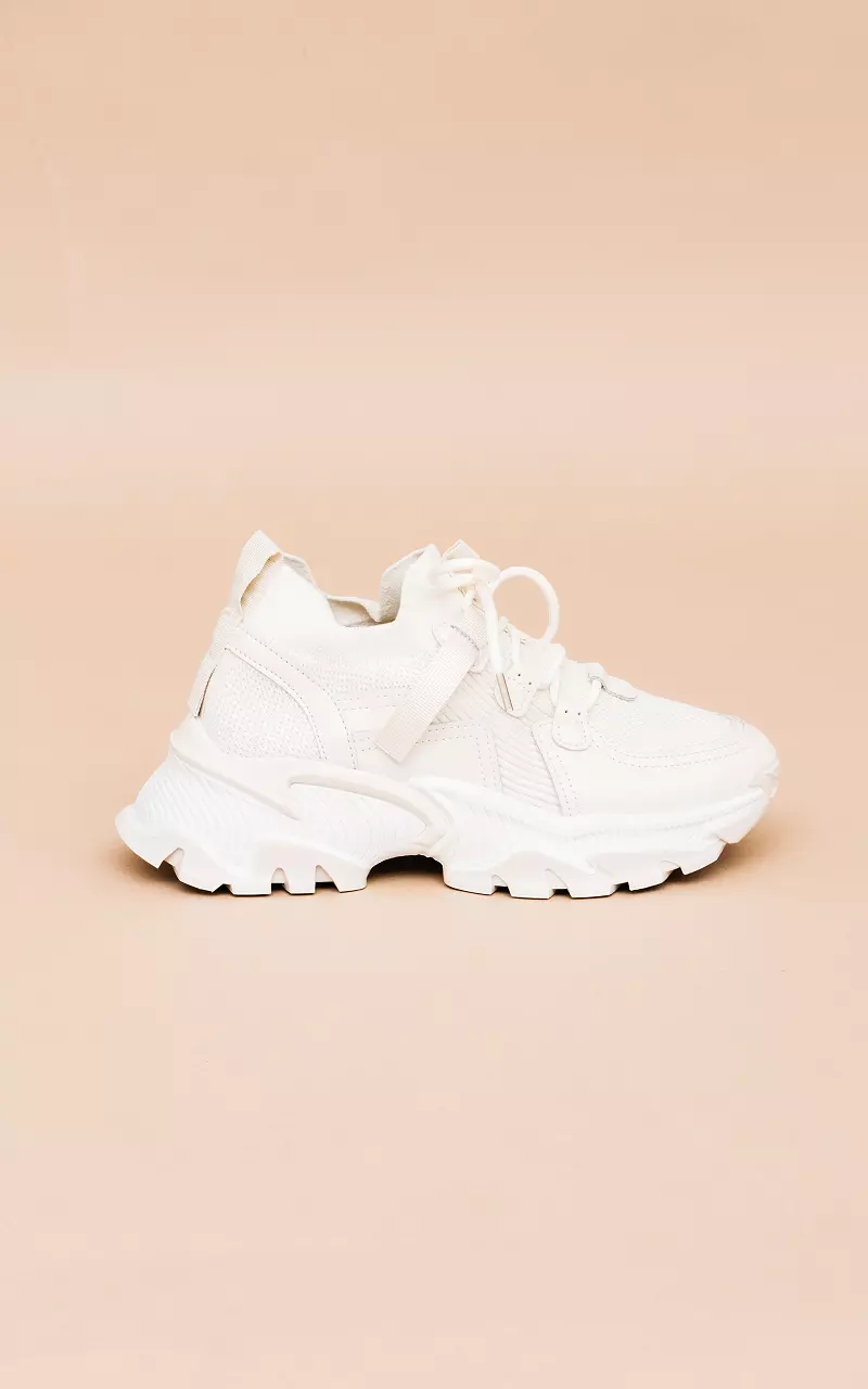 Socken-Sneaker mit Zierschnalle Beige Weiß