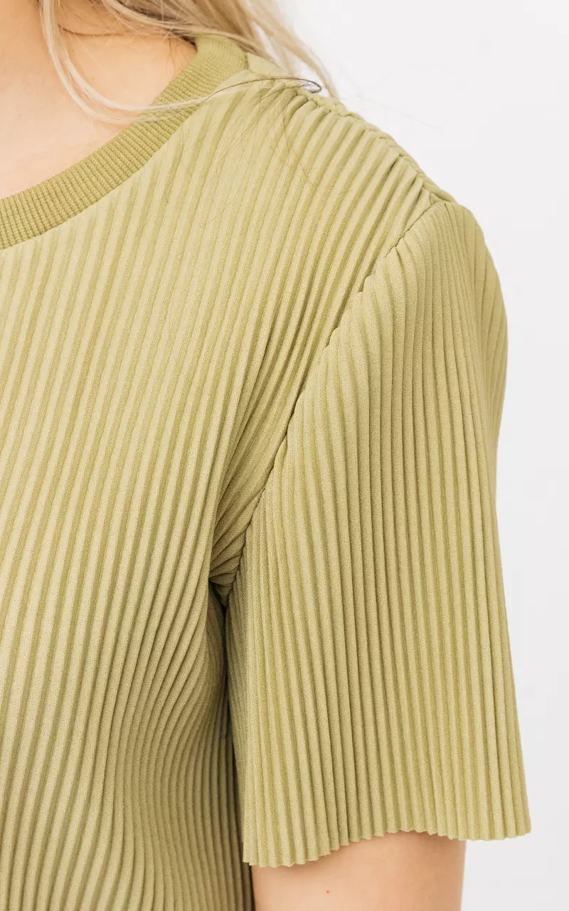 Pleated top with short sleeves Light Green