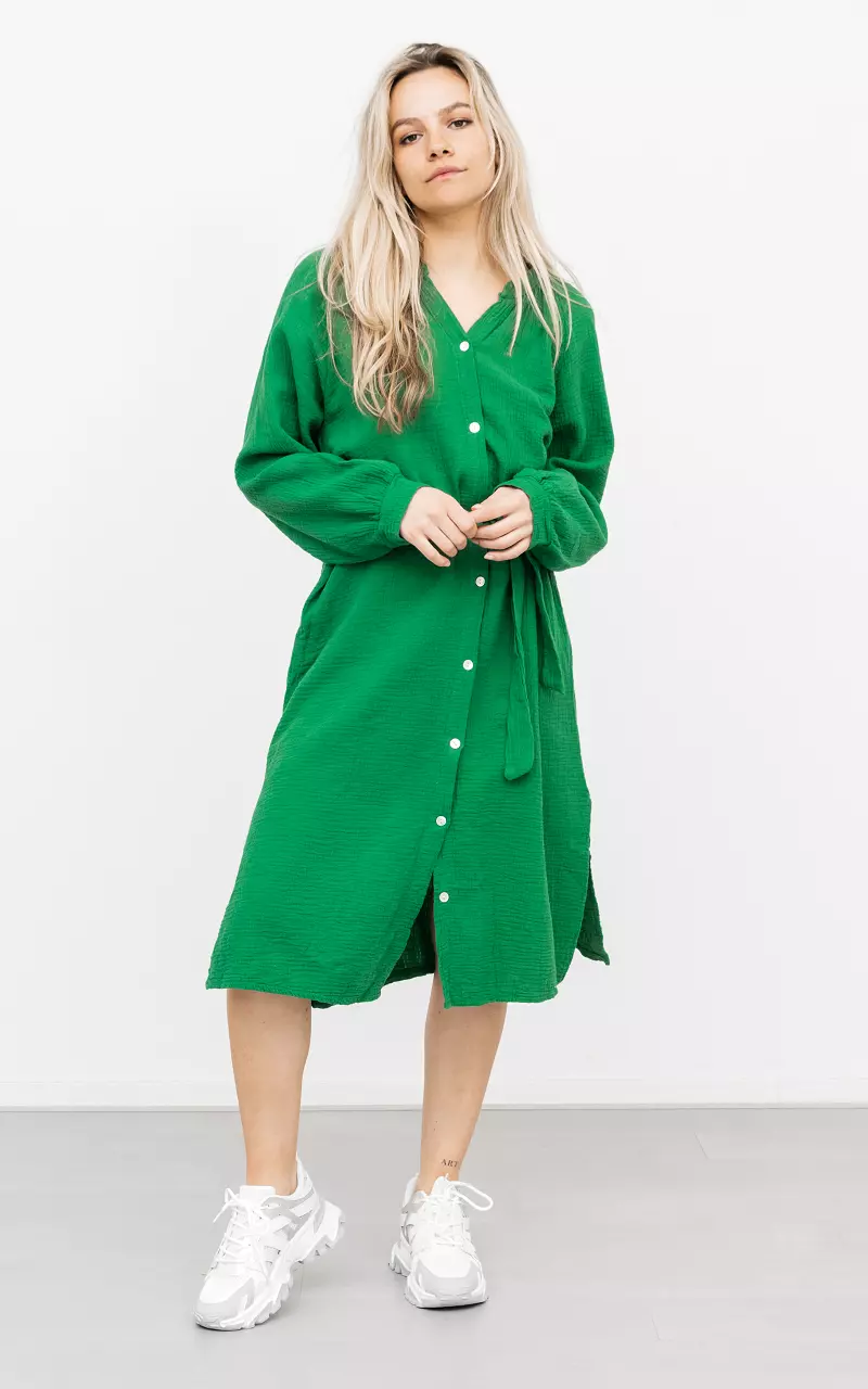 Katoenen jurk met parelmoer knoopjes Groen