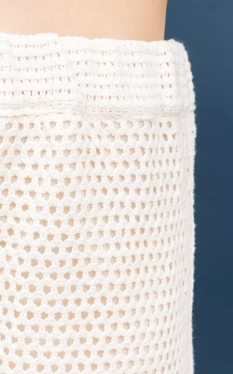 Crochet shorts with elastic band Beige
