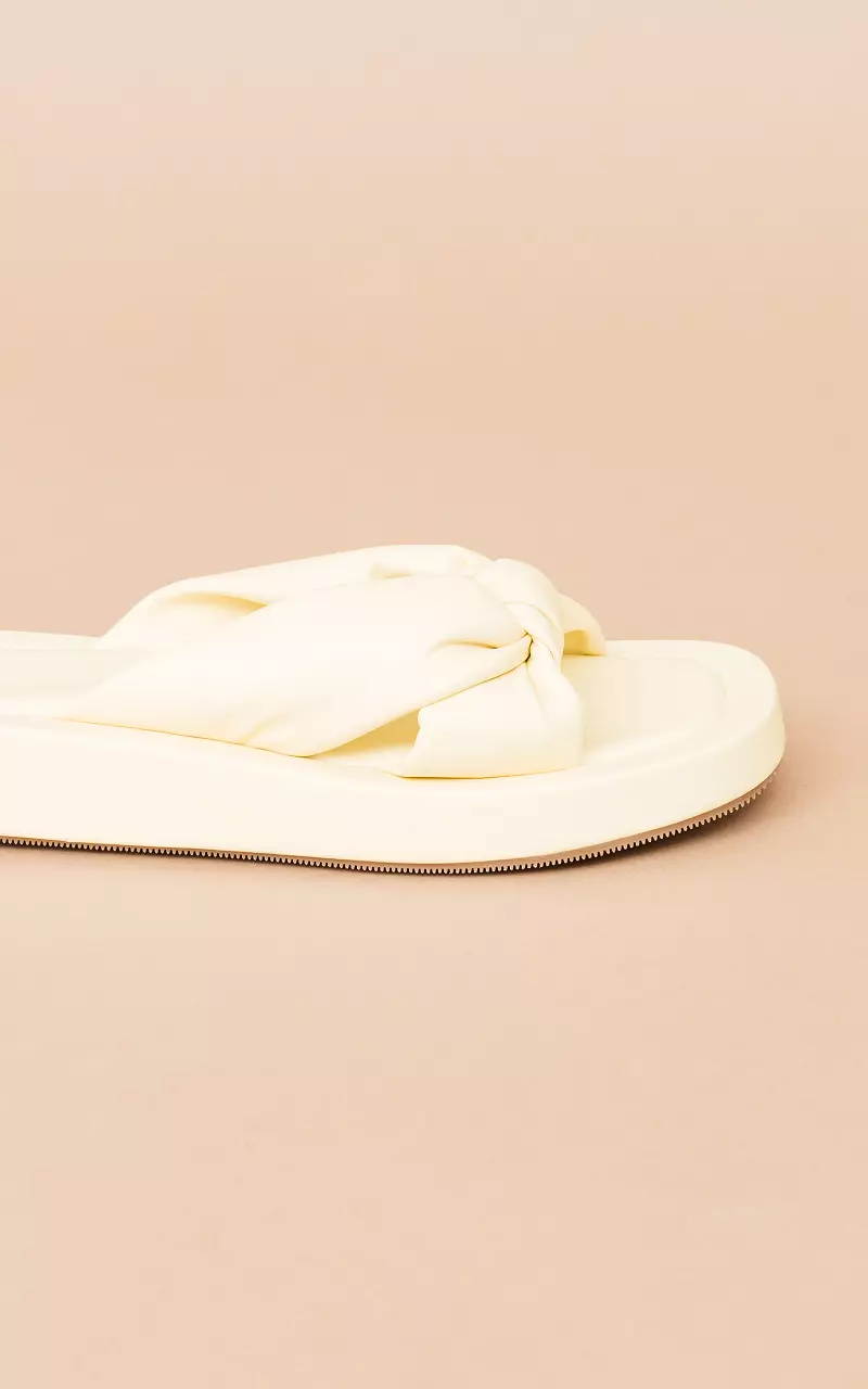 Flip-flops with knot Light Yellow