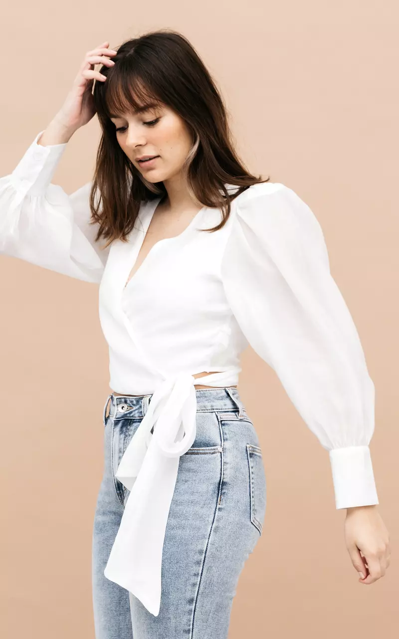 Wrap-around top with shoulder pads White