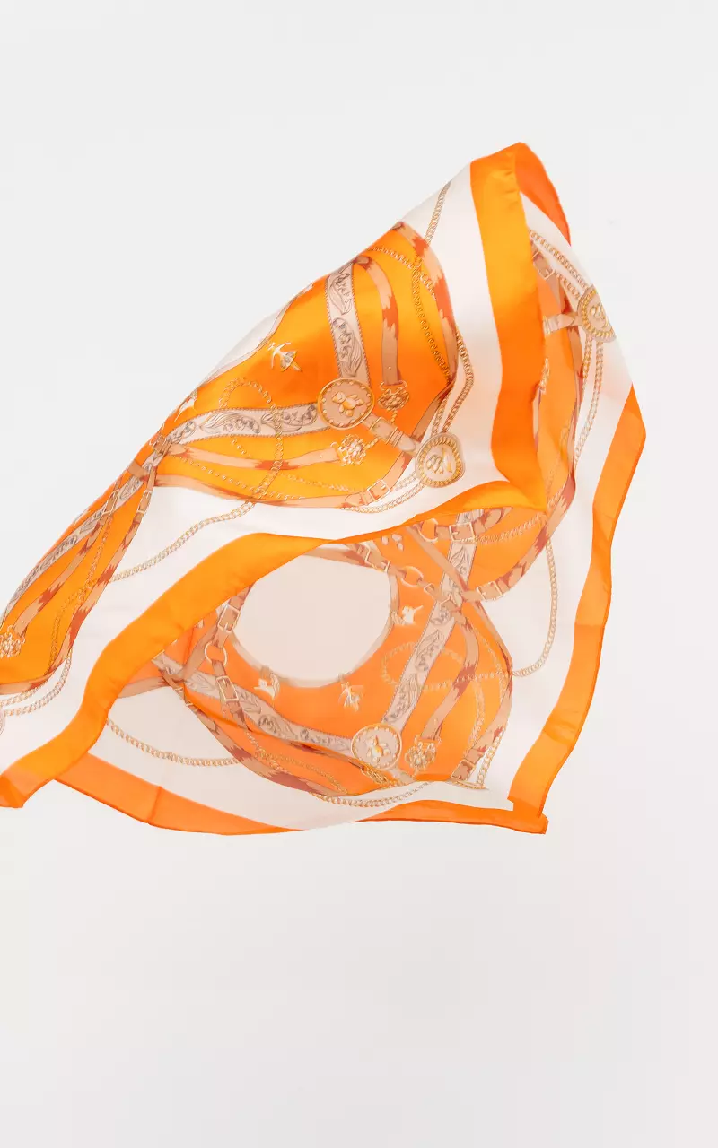 Satinlook shawltje met print Oranje Creme