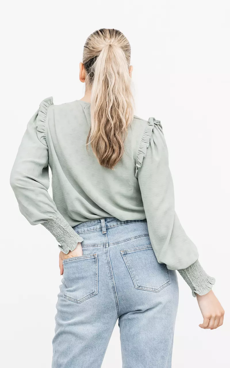 V-neck blouse with ruffles Mint