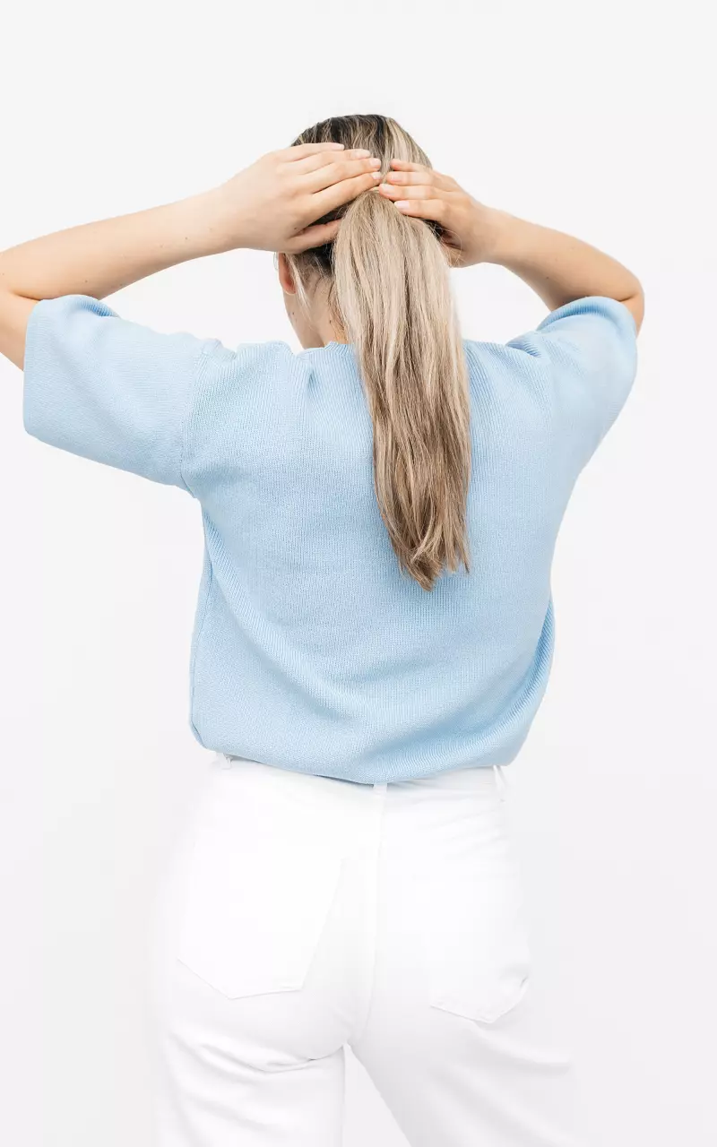 Top with round neck Light Blue