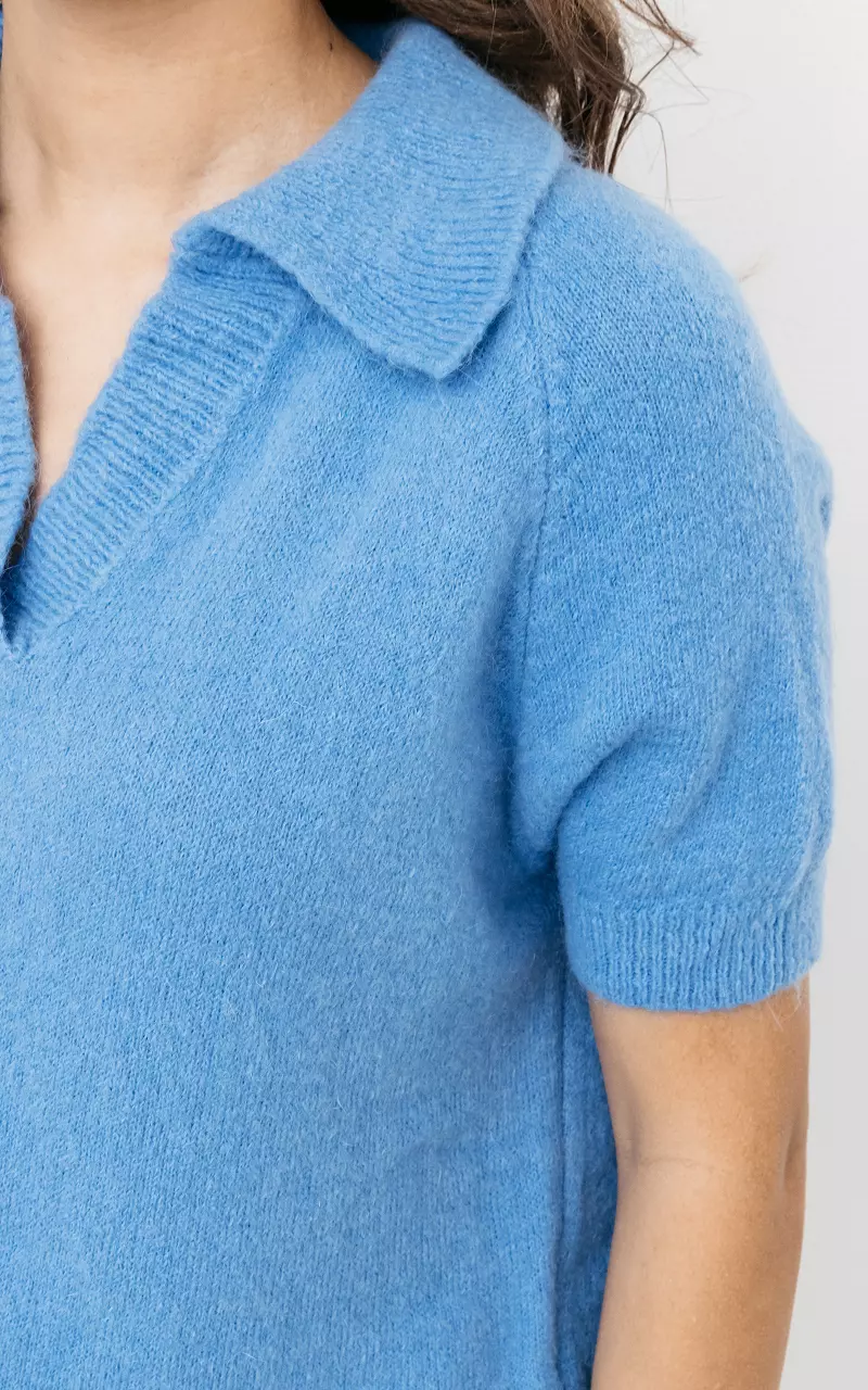 V-neck top with collar Blue