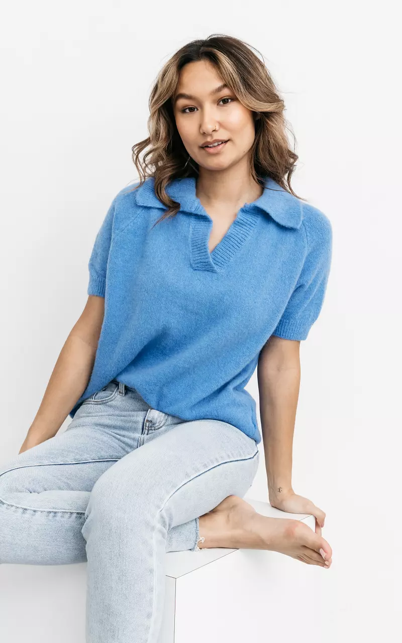 V-neck top with collar Blue
