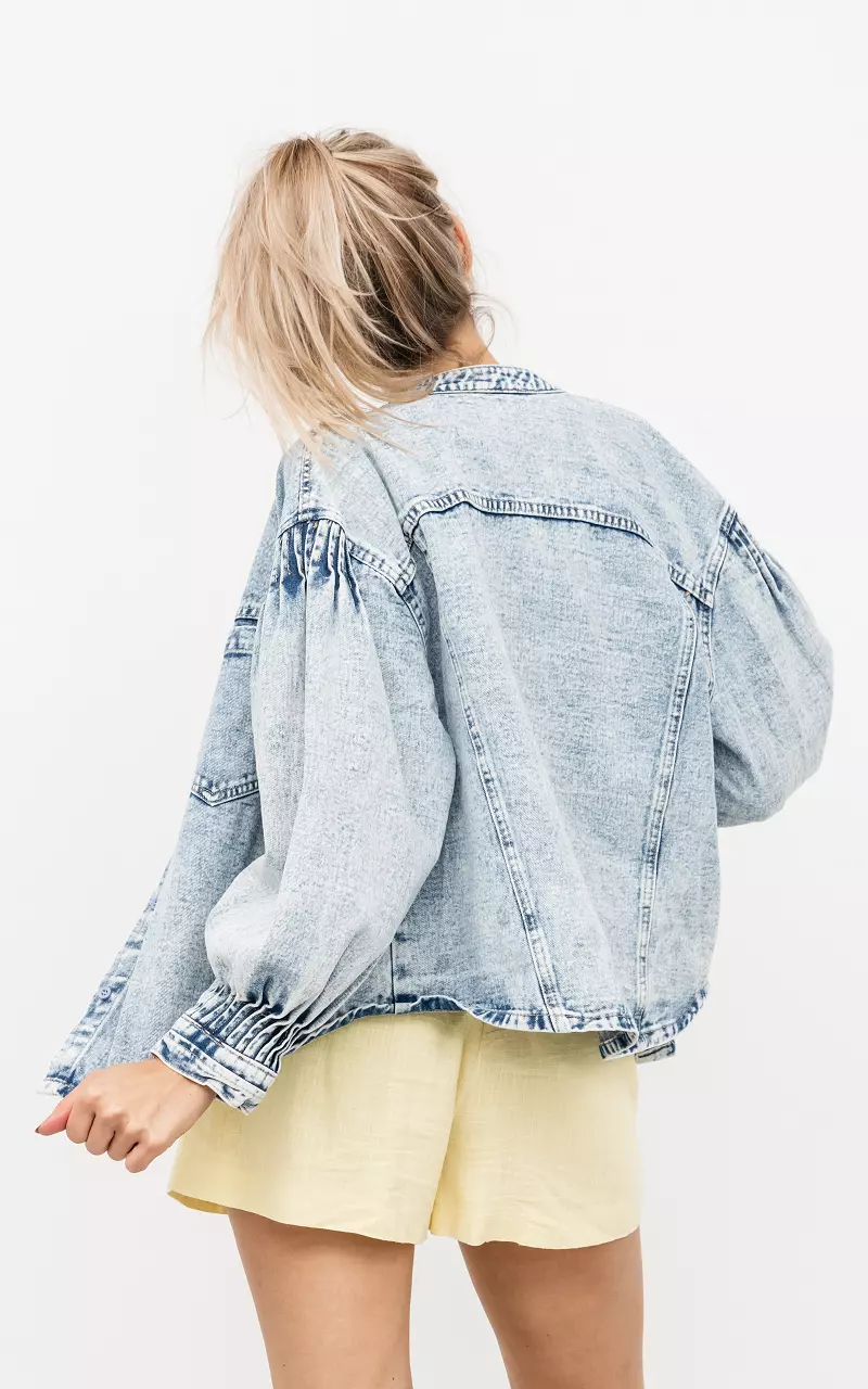 Denim jacket with buttons Blue