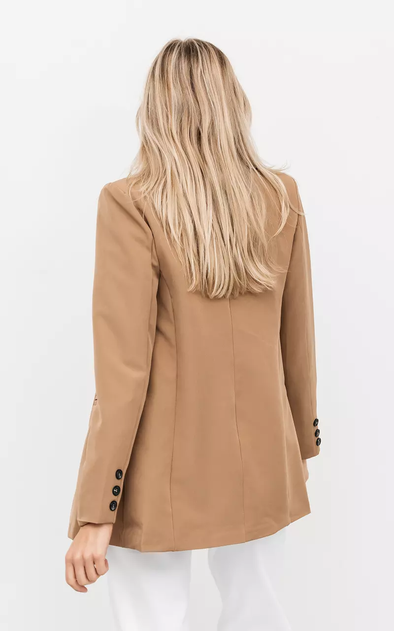 Double-breasted blazer with shoulder pads Camel