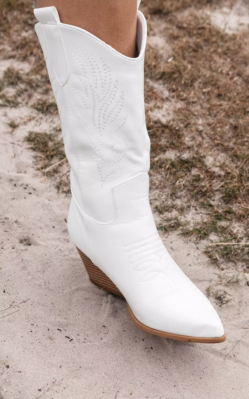 Leather-look cowboy boots White