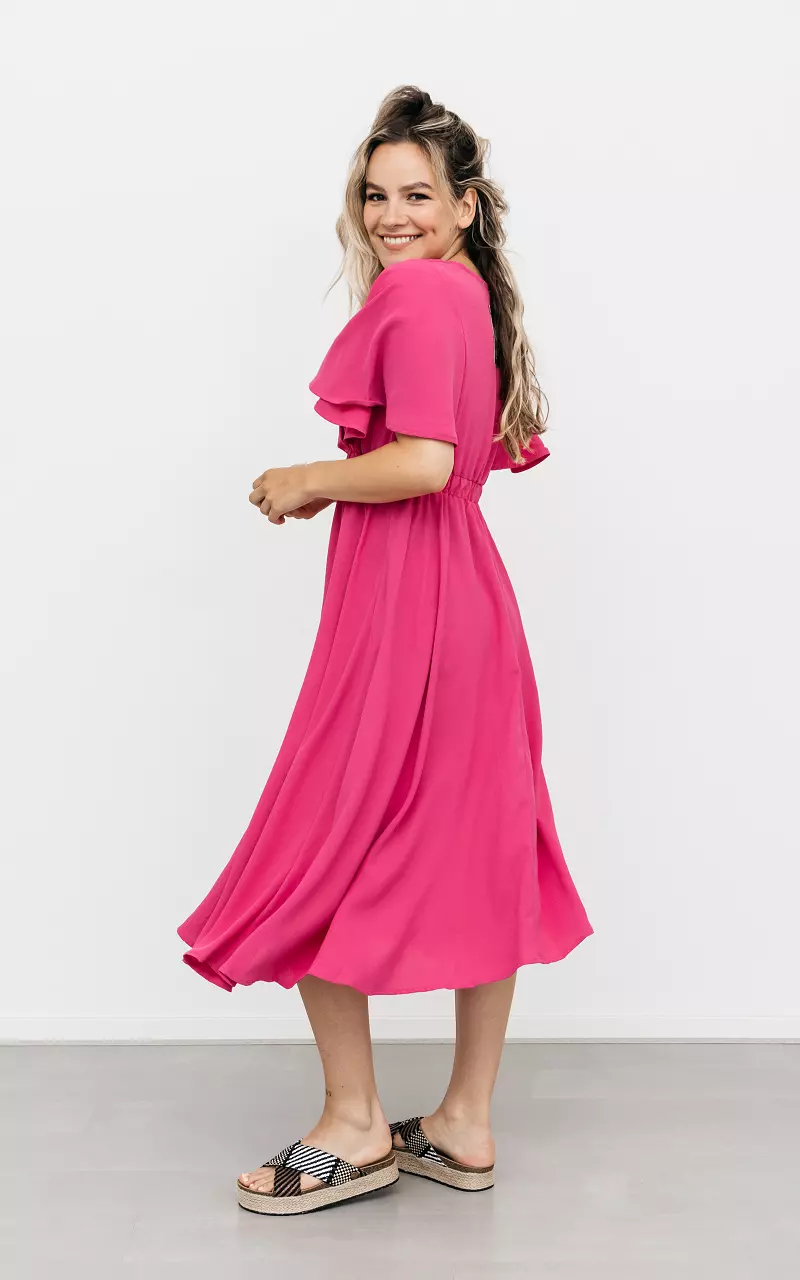 Maxi dress with v-neck Pink