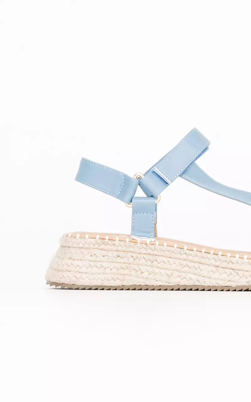 Sandals with braided sole Blue