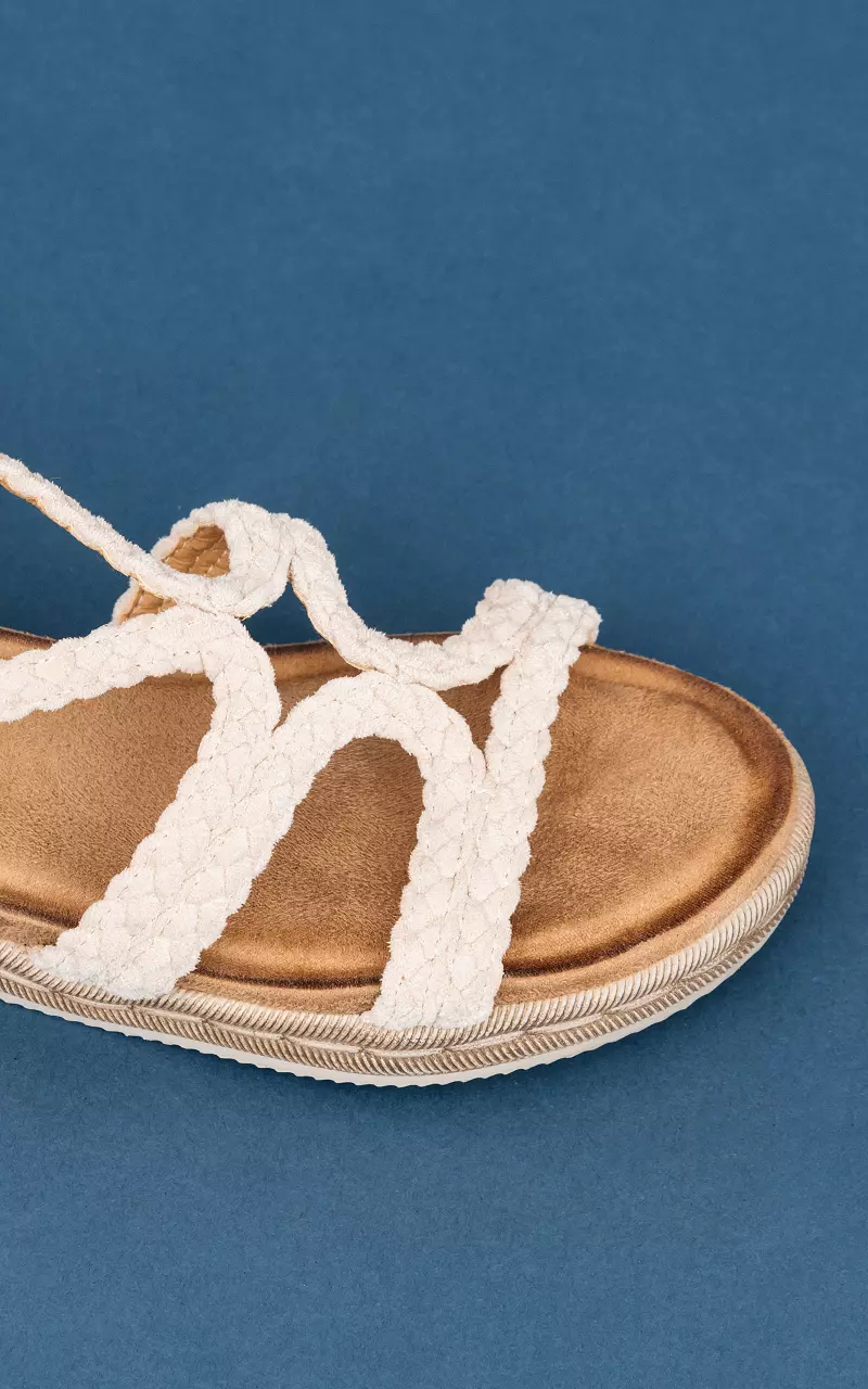 Sandaal met gevlochten band Beige