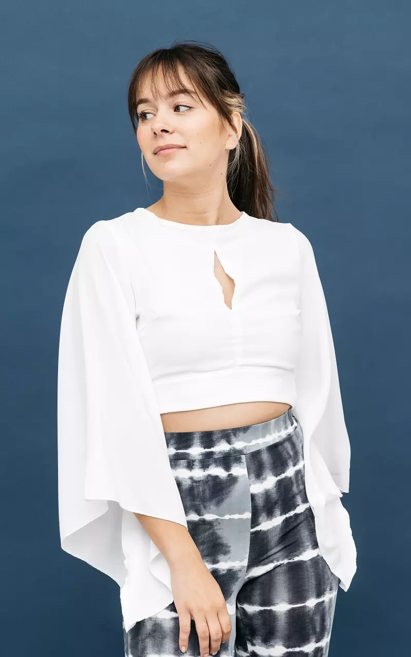 Cropped top with flared sleeves White