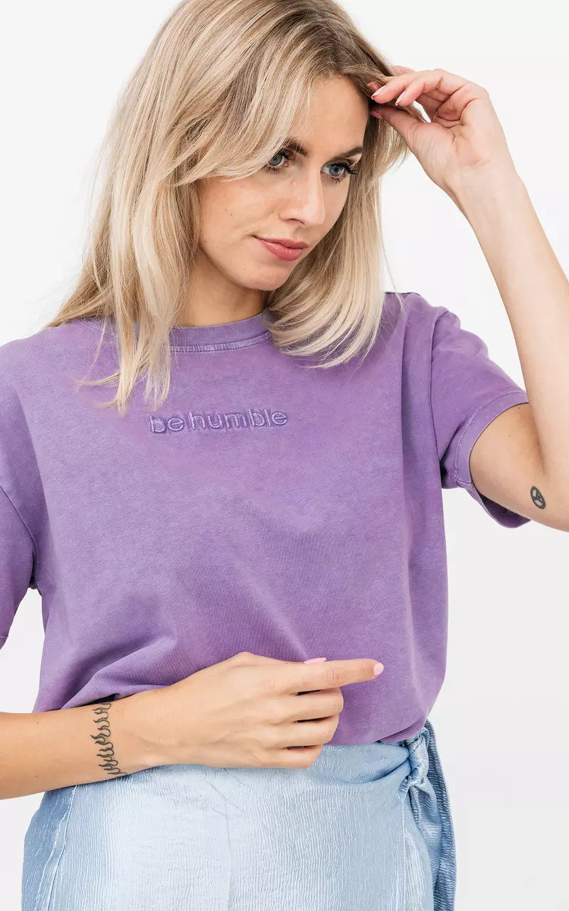 Basic shirt 'be humble' borduursel Lila