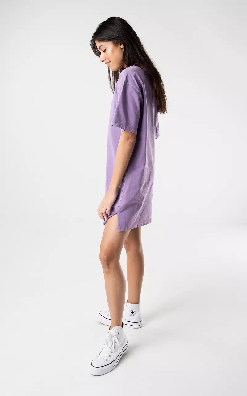 T-shirt jurk met 'be humble' borduursel Lila