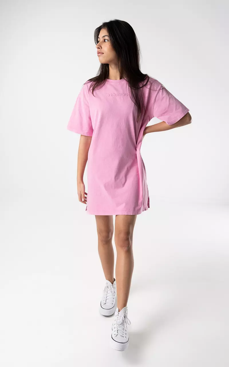 T-shirt jurk met 'be humble' borduursel Roze