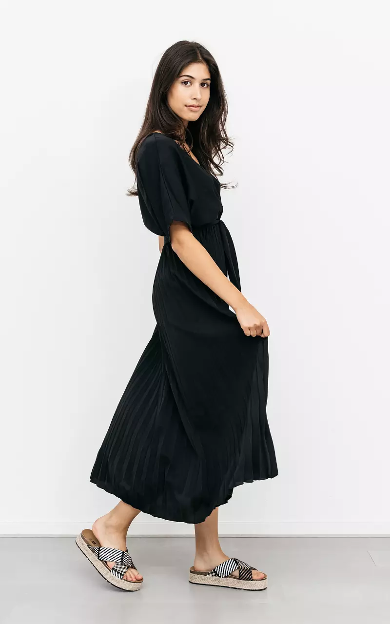 Plissee-Maxikleid Schwarz