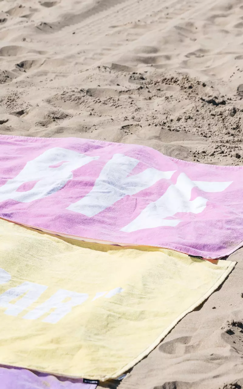 Beach towel with text Pink White