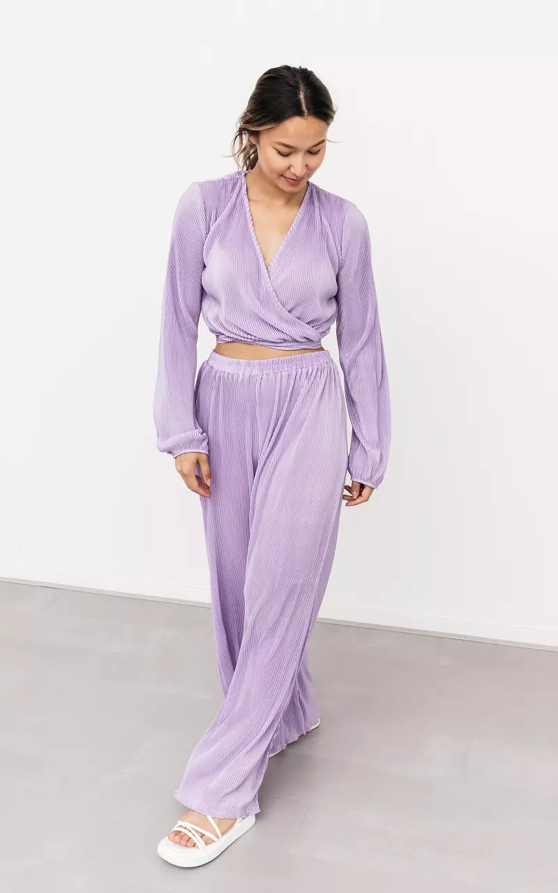 Satin-look pleated pants Lilac