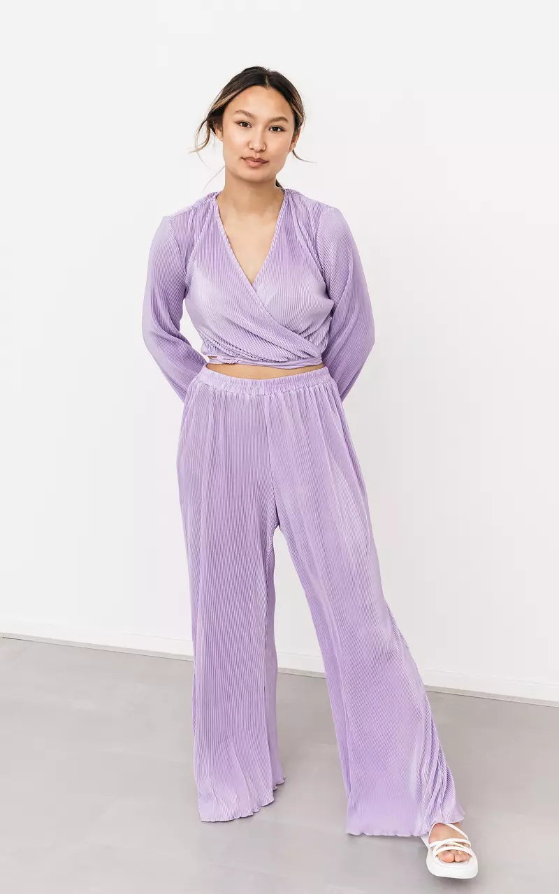 Satin-look pleated pants Lilac