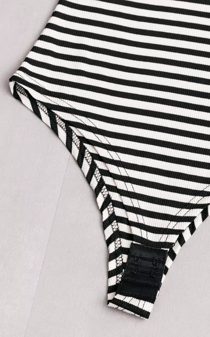 Body with striped pattern Cream Black