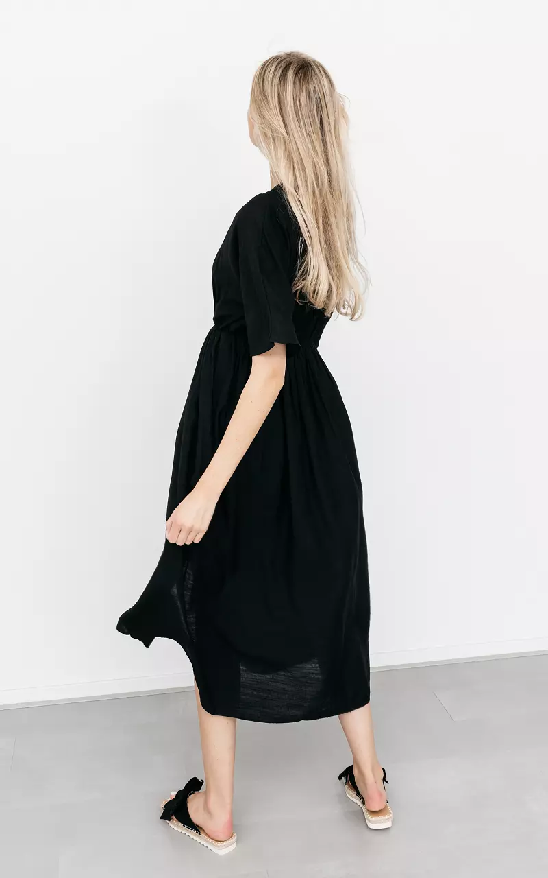 Maxi jurk met v-hals Zwart