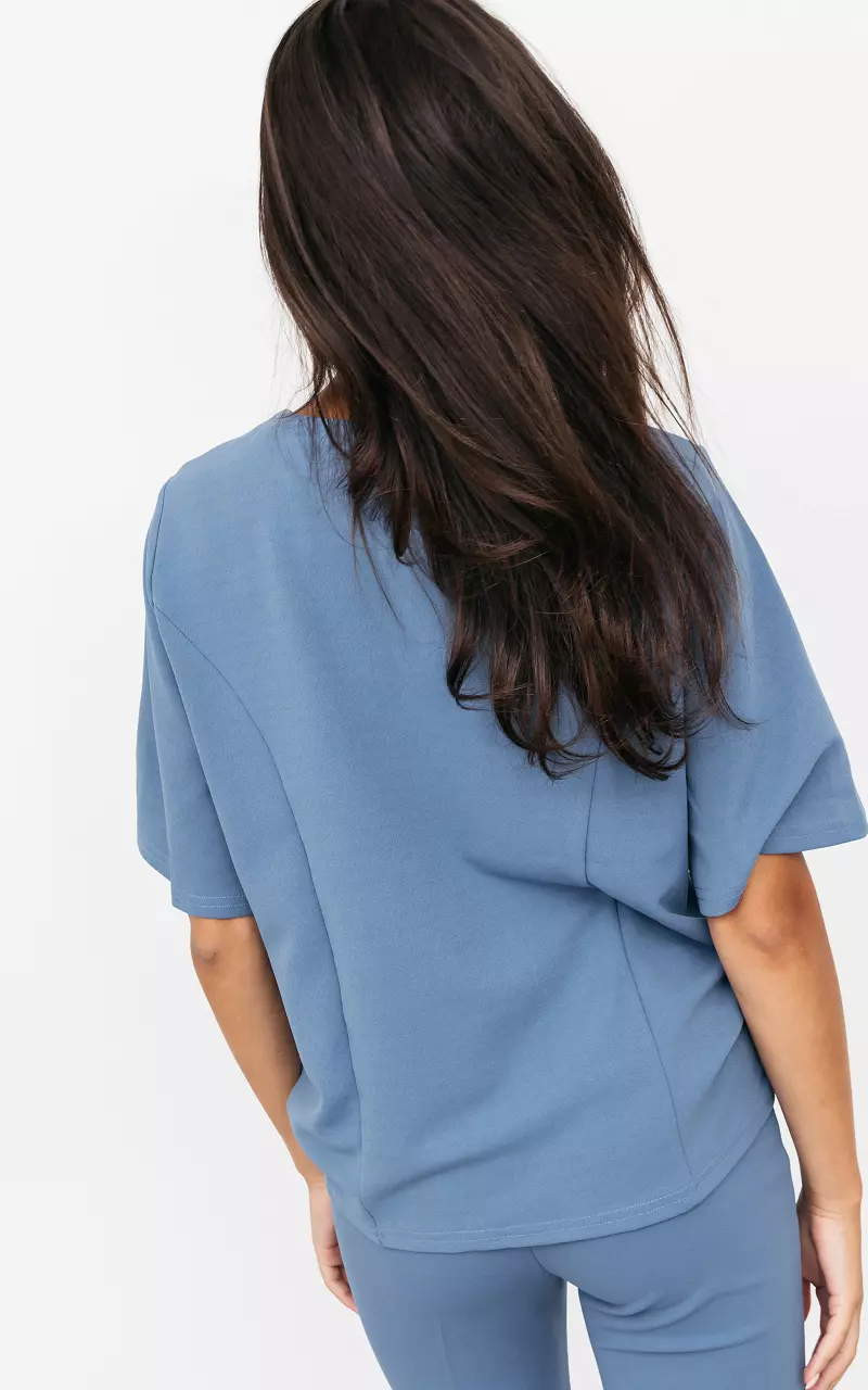 Shirt with round neck Blue