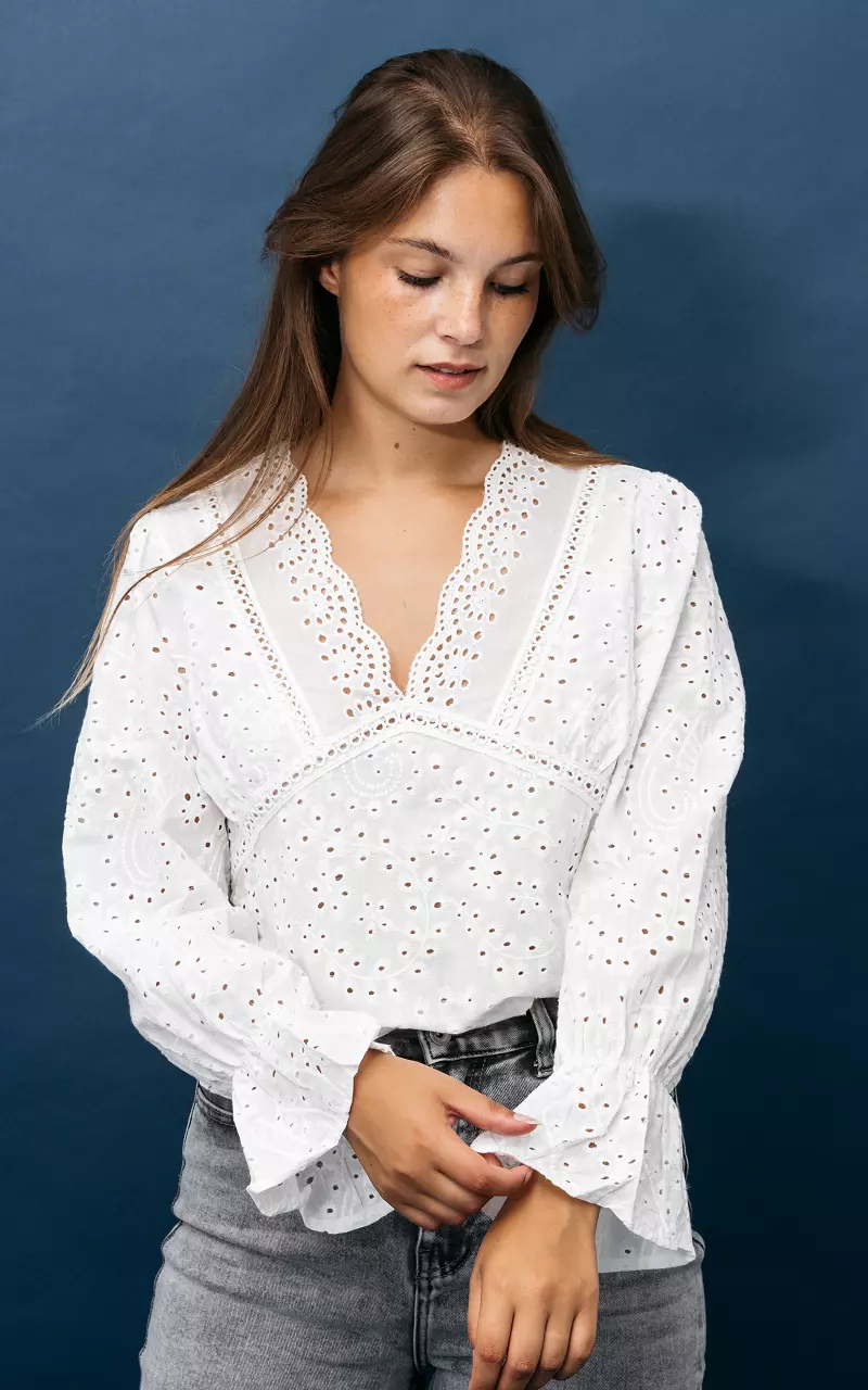 Embroidered top with v-neck White