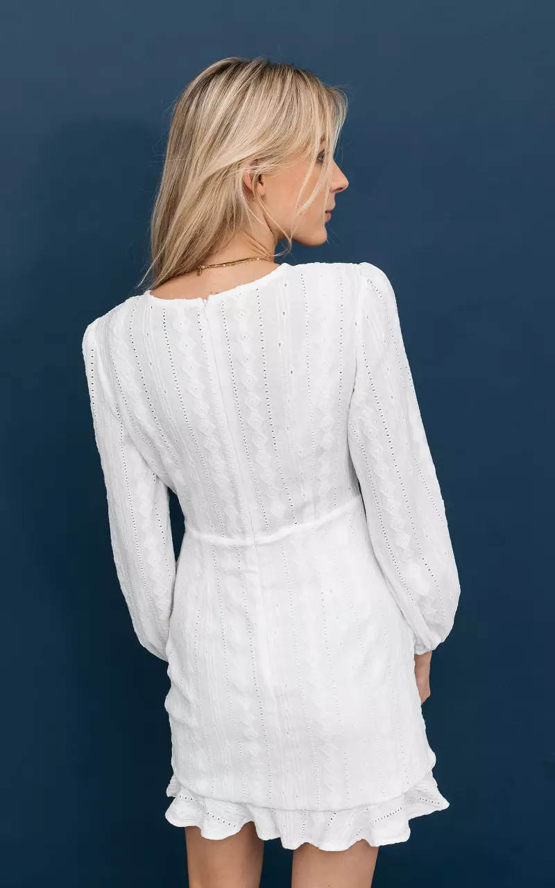 V-neck dress with wrinkle effect White