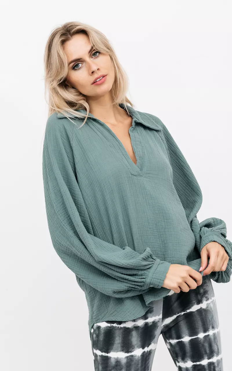 Cotton blouse with v-neck Petrol
