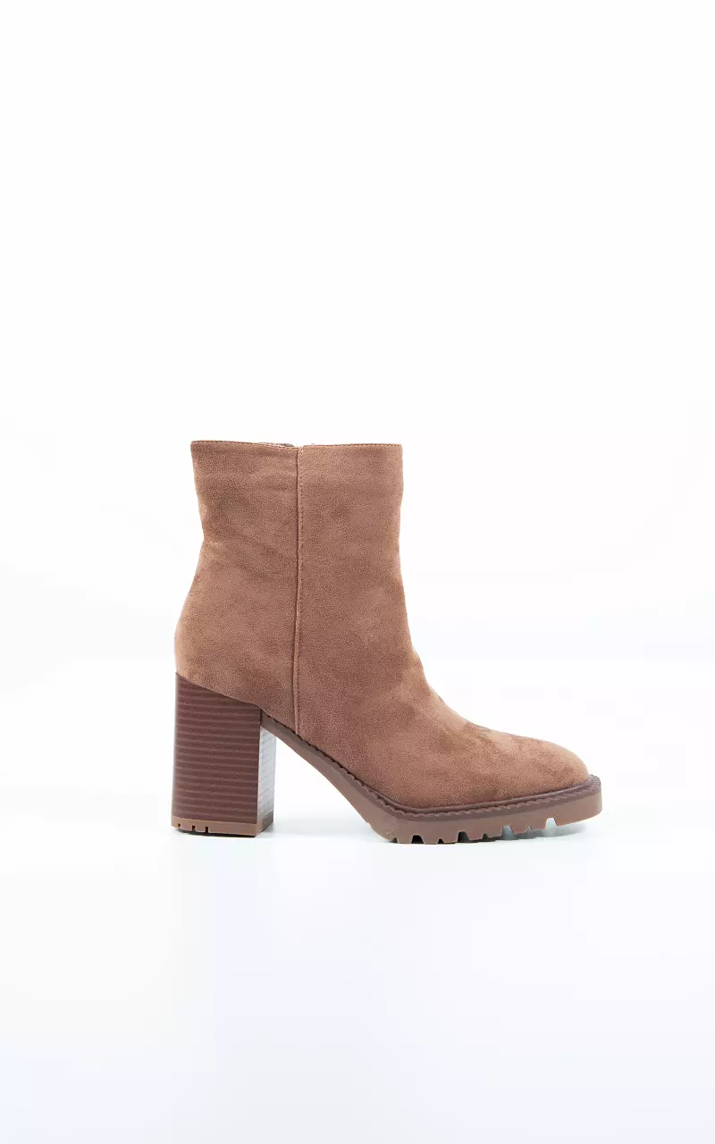 Suede look boots with block heel Light Brown