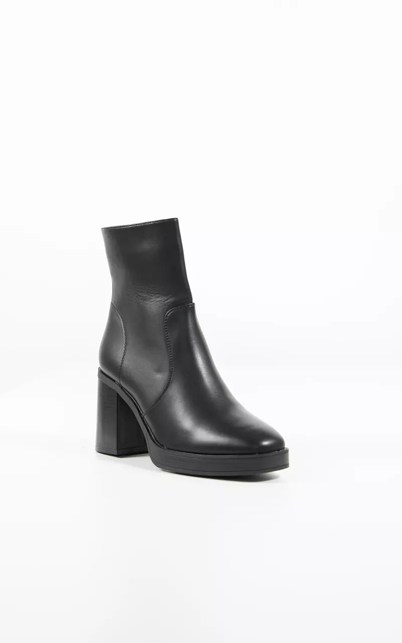 Leather look boots with block heel Black