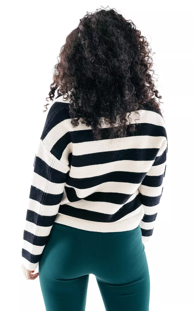 Striped sweater with collar Cream Black