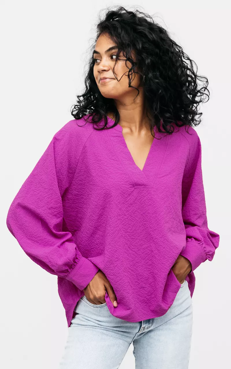 Blouse with v-neck Purple