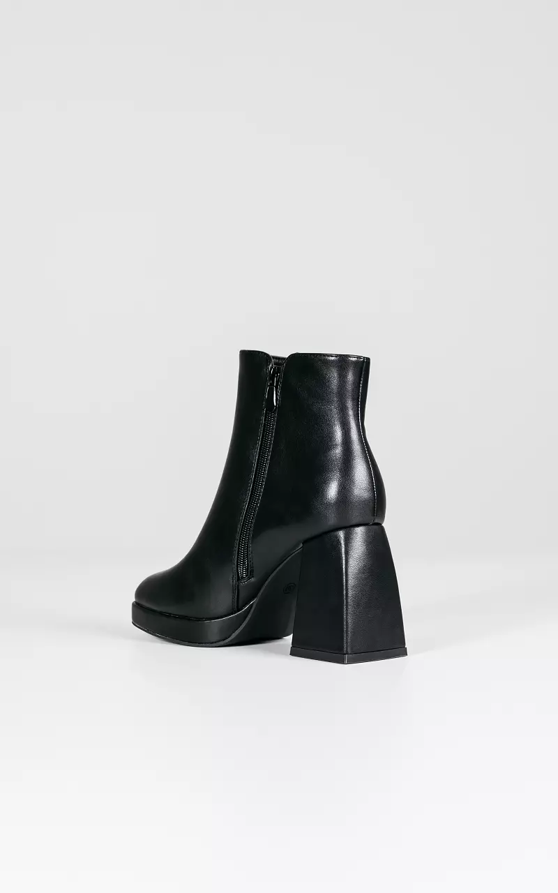 Leather-look boots with block heel Black