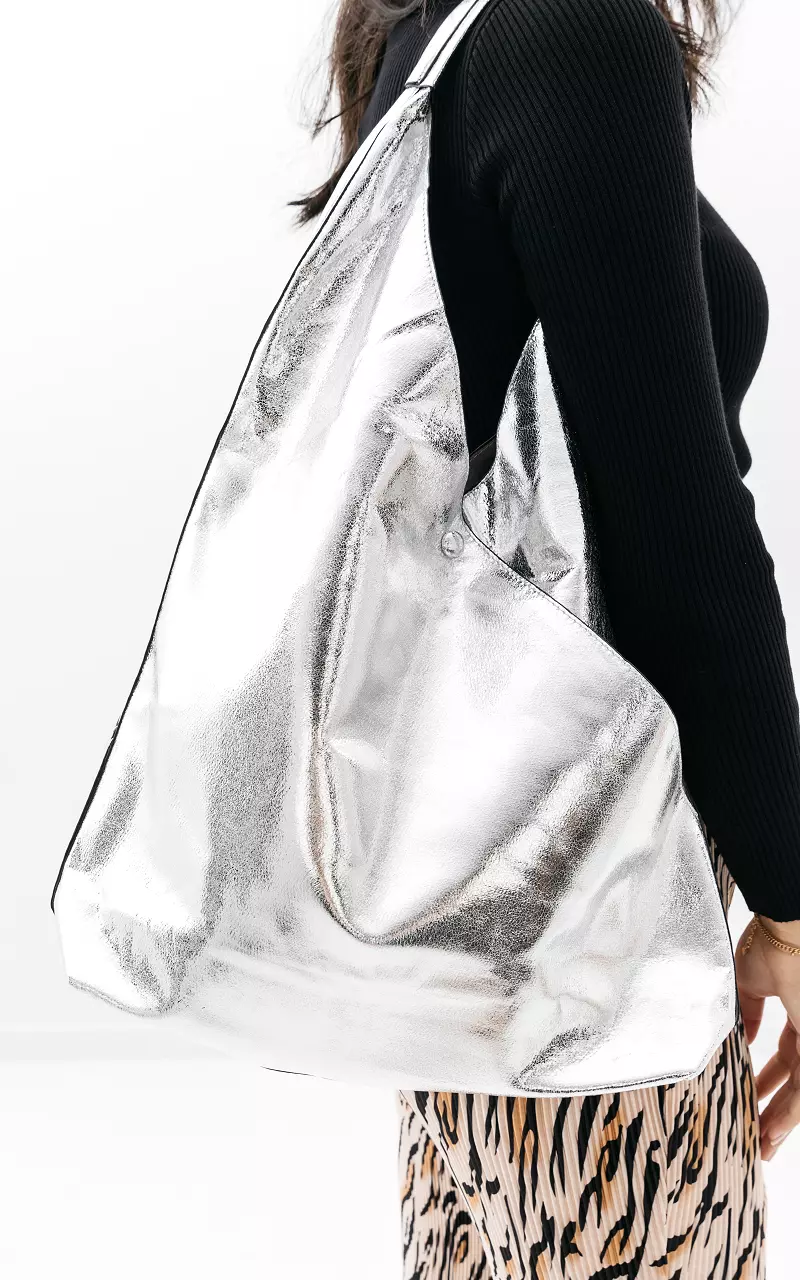Set of two metallic look bags Silver