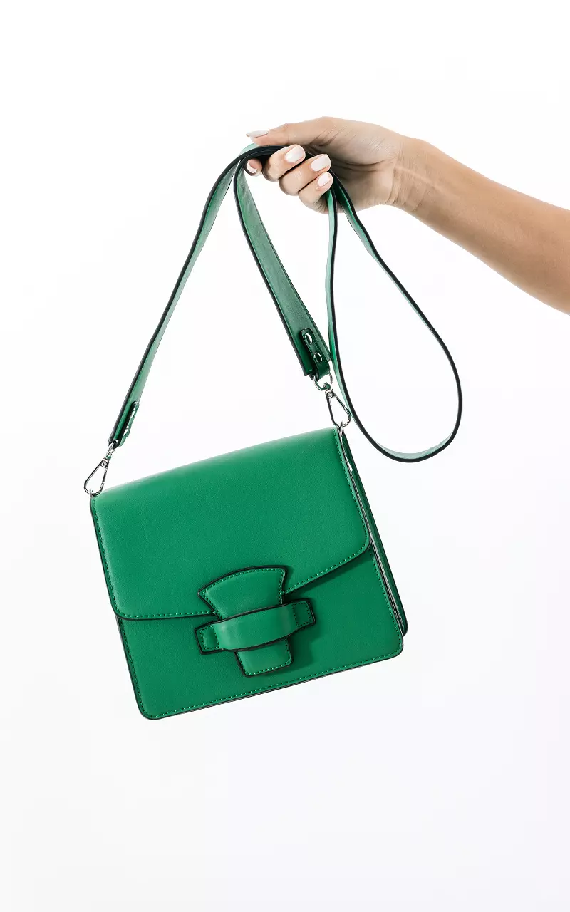 Bag with magnet closure Green