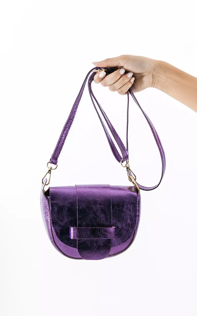 Metallic-look bag with zip Purple