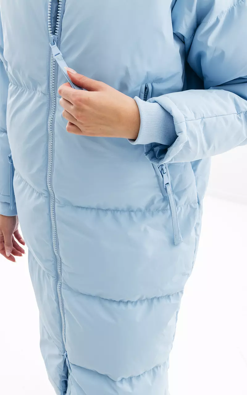Lange puffer jacket Lichtblauw