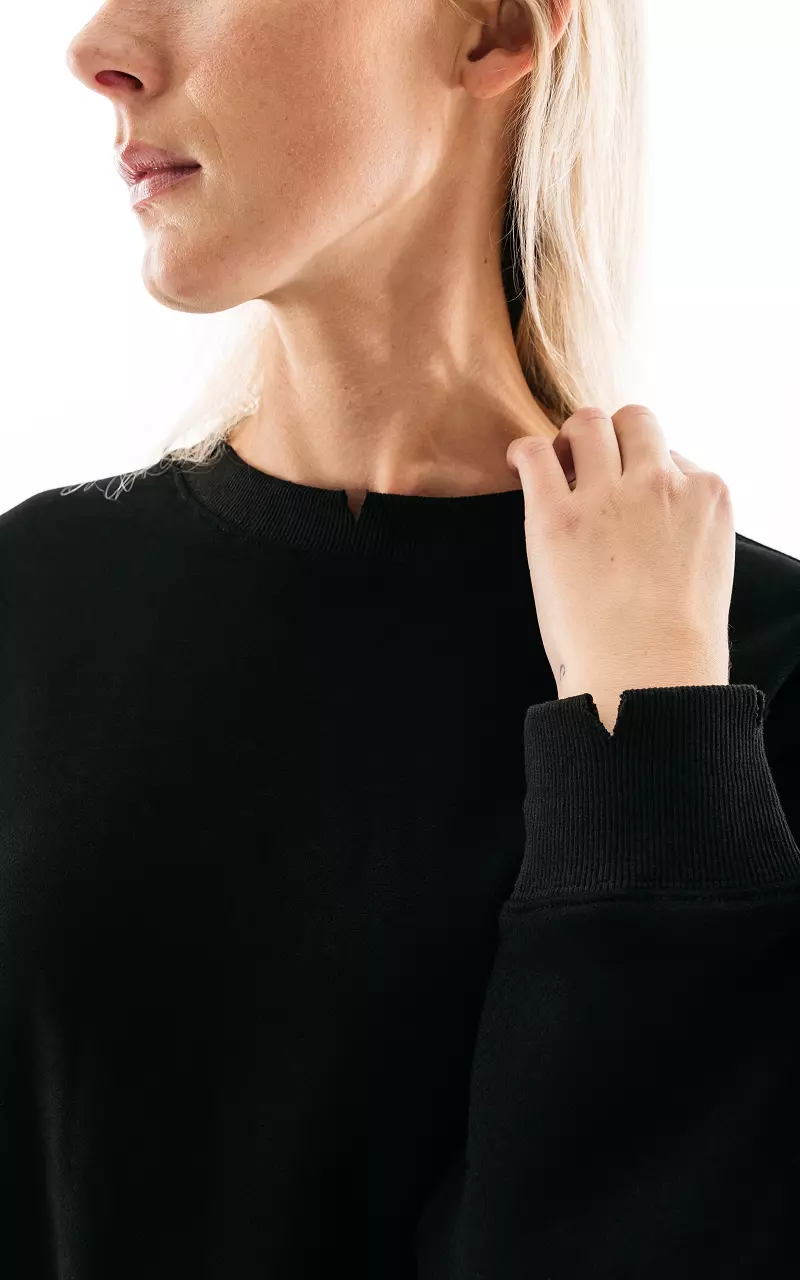 Oversized sweater with round neck Black