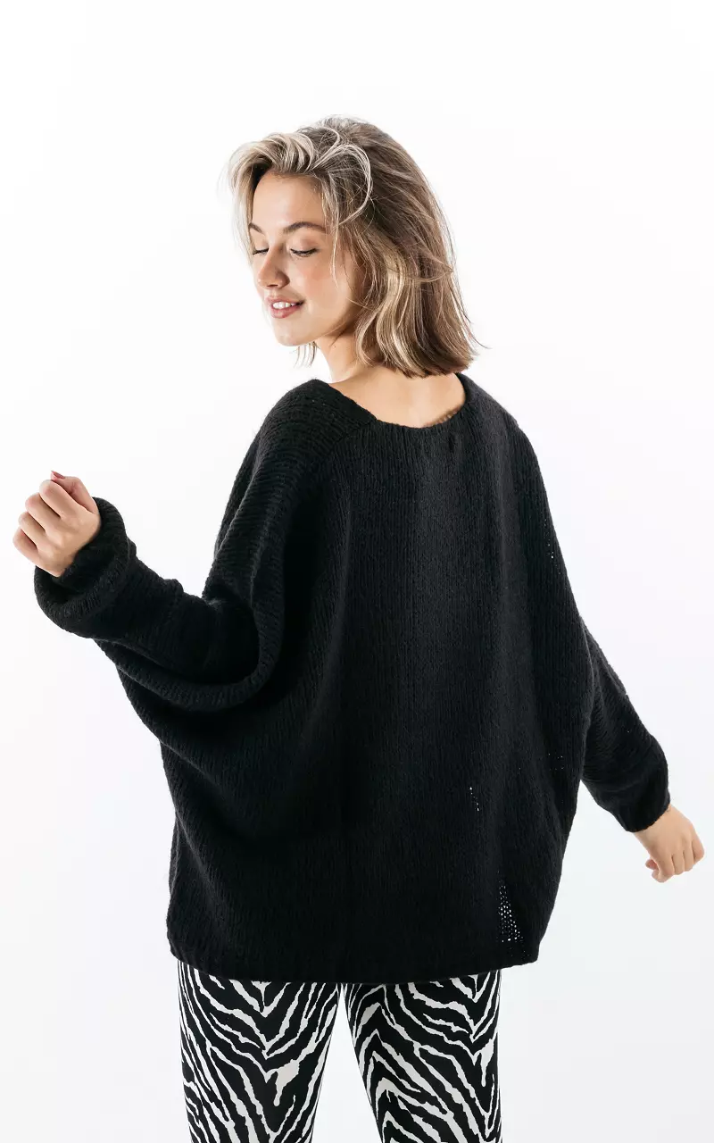 Oversized sweater with v-neck Black