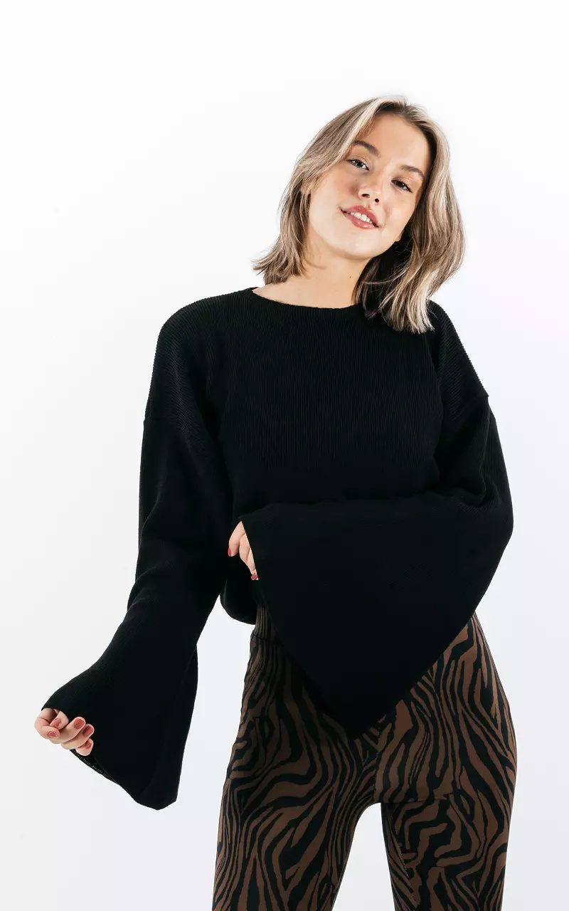 Sweater with flared sleeves Black