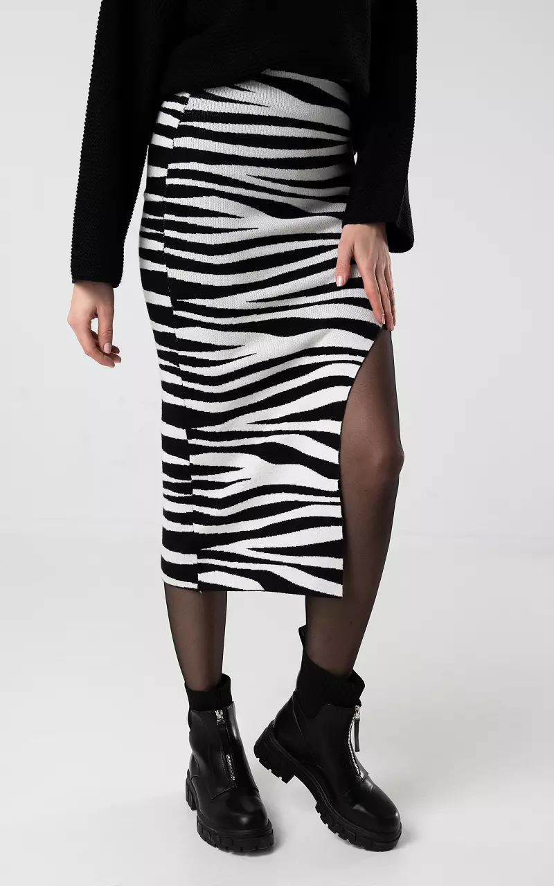 Zebra print skirt with split Black White